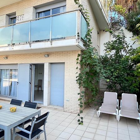 Tranquil Duplex In Sitges, Barcelona,Sea Views, Parking, Terrace Apartamento Exterior foto