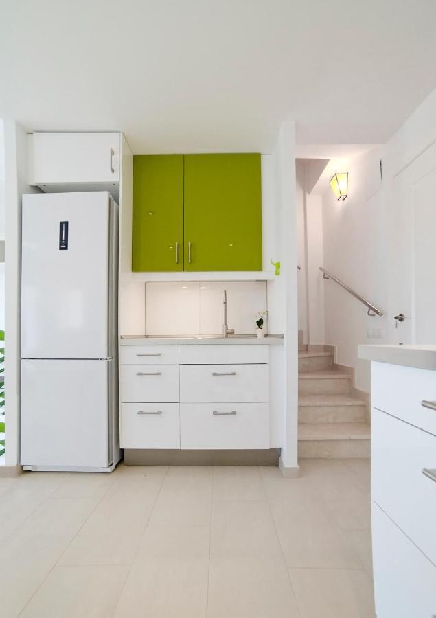 Tranquil Duplex In Sitges, Barcelona,Sea Views, Parking, Terrace Apartamento Exterior foto