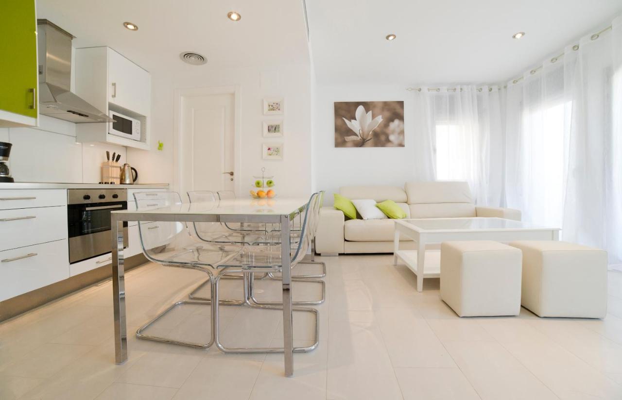 Tranquil Duplex In Sitges, Barcelona,Sea Views, Parking, Terrace Apartamento Exterior foto