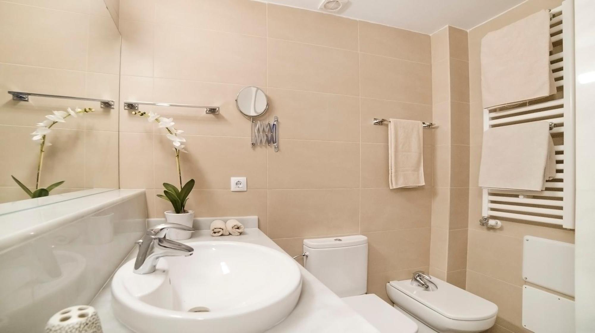 Tranquil Duplex In Sitges, Barcelona,Sea Views, Parking, Terrace Apartamento Exterior foto